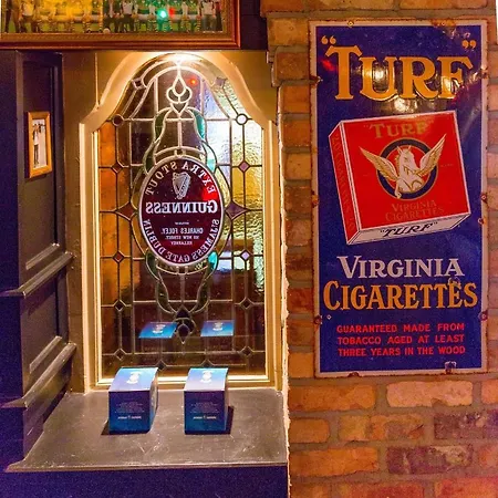 Charlie Foleys *